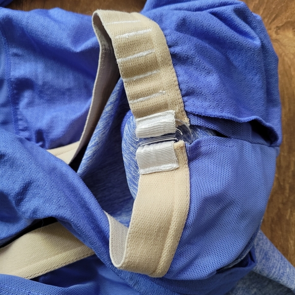 Lululemon Spin Me tank sz 10 - Picture 5 of 5